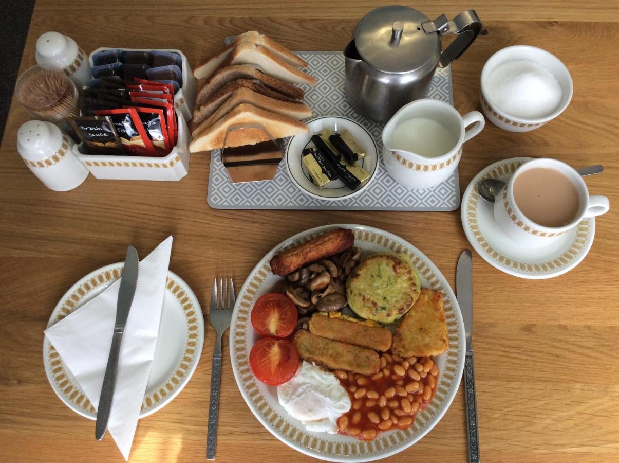 Frosty Towers Bed & Breakfast Llandudno